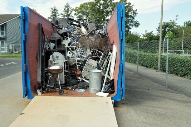 Best Construction Debris Removal  in Bessemer, MI